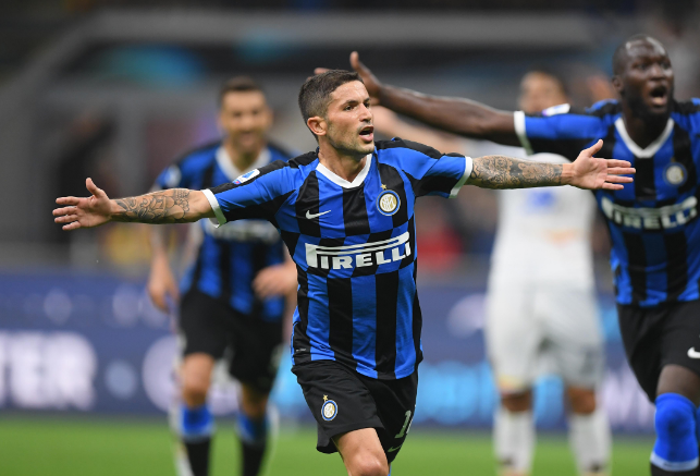 太阳报：雷德克纳普价值500万英镑的住宅遭遇入室盗窃（太阳报：窃贼闯入雷德克纳普估值500万英镑的豪宅）