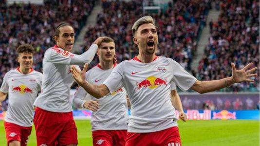 名宿公开夸赞球队新星（传奇球星公开力赞球队新秀）