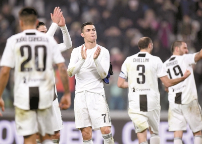 詹姆斯称赛场激情无可替代，点燃全场气氛（詹姆斯直言赛场激情不可替代，燃爆全场）