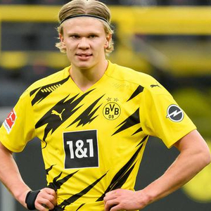 曼城封闭热身赛1-0击败普雷斯顿，里科-刘易斯打入制胜球（封闭热身赛曼城1-0小胜普雷斯顿，里科-刘易斯制胜破门）