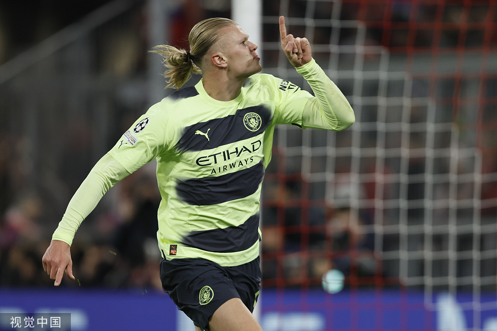 罗马诺：弗拉霍维奇被推荐给曼联，后者称正专注于谢什科（罗马诺：弗拉霍维奇被荐至曼联，红魔称目前专注谢什科）