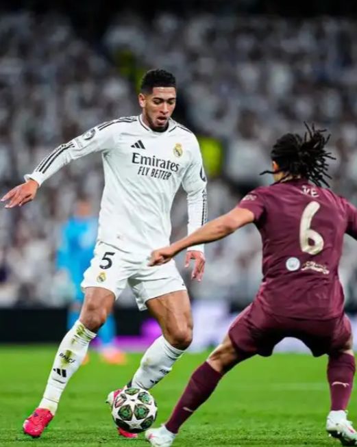 队报评法甲第14轮最佳阵：托万助朗斯登顶领衔，巴黎无人入选（法甲第14轮最佳阵容出炉：托万率朗斯登顶，巴黎无人上榜）