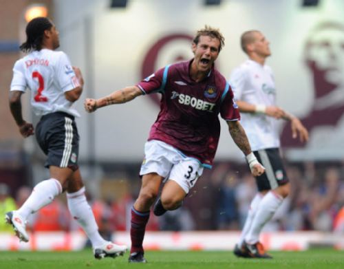 德天空：德甲三强争夺17岁中场德卡特，安德莱赫特要价2500万（德天空：德甲三豪门抢签17岁中场德卡特，安德莱赫特开价2500万）