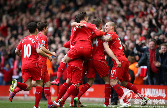 记者：邵佳一执教国足会带着部分在青岛西海岸的助手（记者称邵佳一若执掌国足，将带上部分青岛西海岸助手）