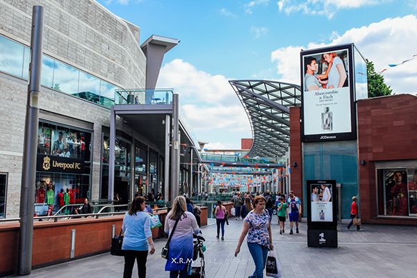 球星再度超神发挥（巨星再度神勇爆发）